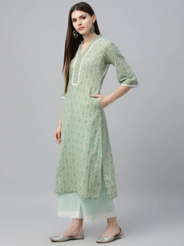 Women Green Printed Cotton Straight Suit With Dupatta - Image 3