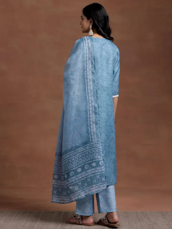 Women Blue Yoke Design Cotton Straight Suit With Dupatta - Image 4