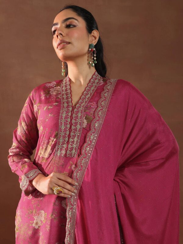 Women Pink Printed Silk Blend Straight Suit With Dupatta - Image 3
