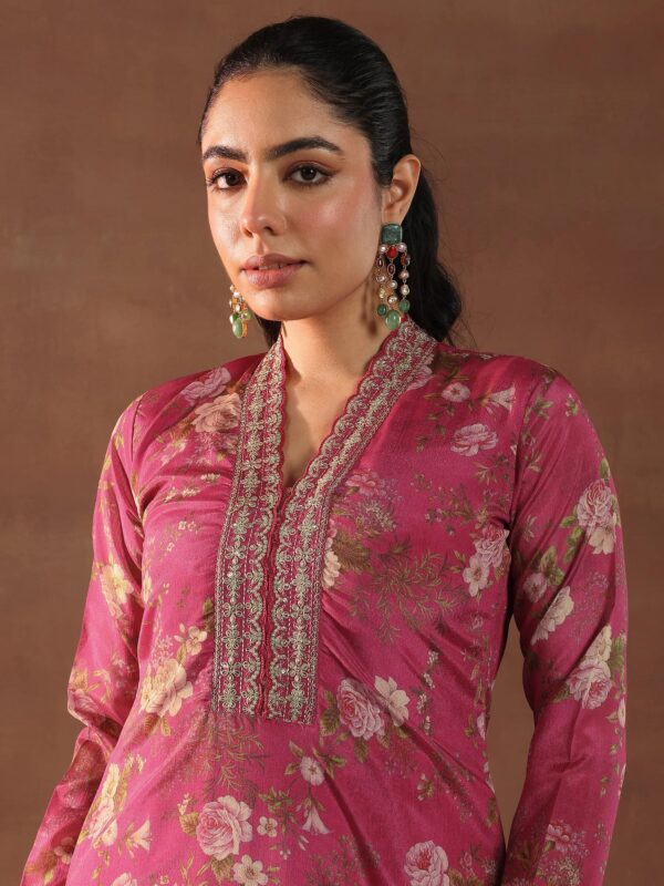 Women Pink Printed Silk Blend Straight Suit With Dupatta - Image 2