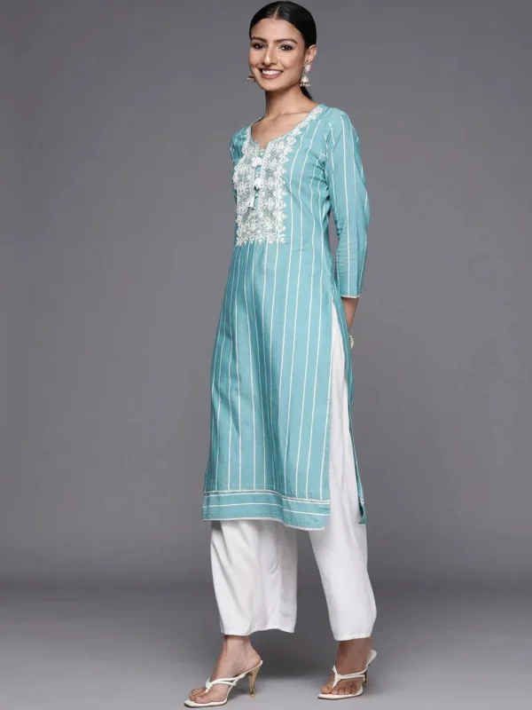 Women Blue Embroidered Cotton Straight Kurta - Image 3